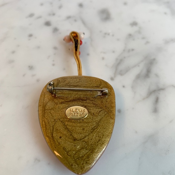 Vintage Alexis Bittar strawberry lucite brooch. - Picture 6 of 8